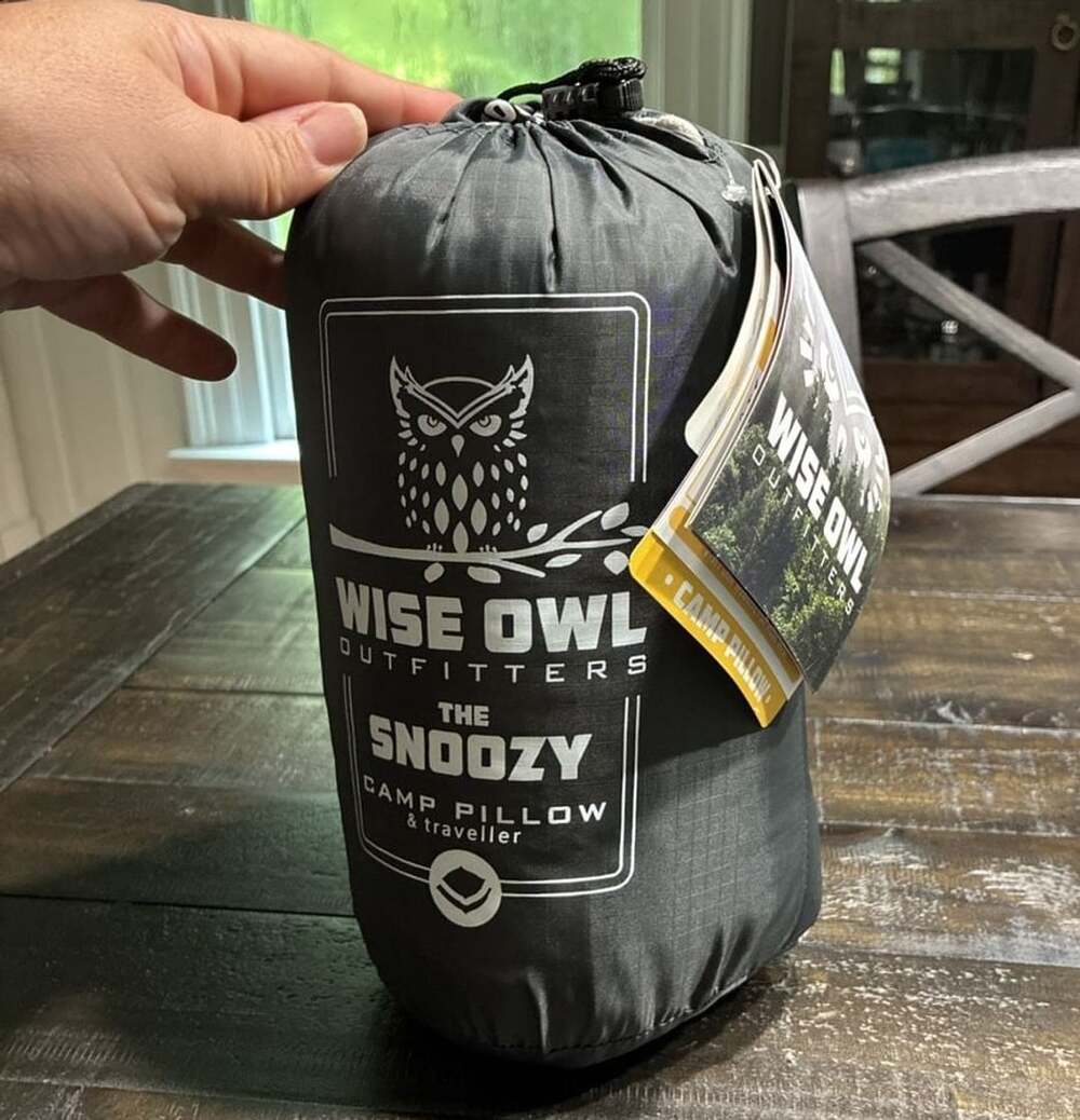 Wise Owl Outfitters The Snoozy Camp Pillow & Traveller